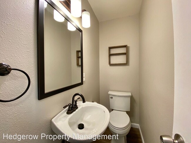 Building Photo - 3 br, 2.5 bath House - 3146 Valley Green Lane