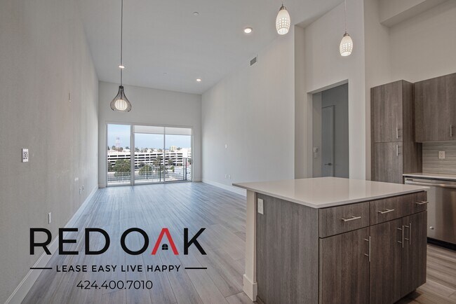 Foto del edificio - 1331 W 7th St
