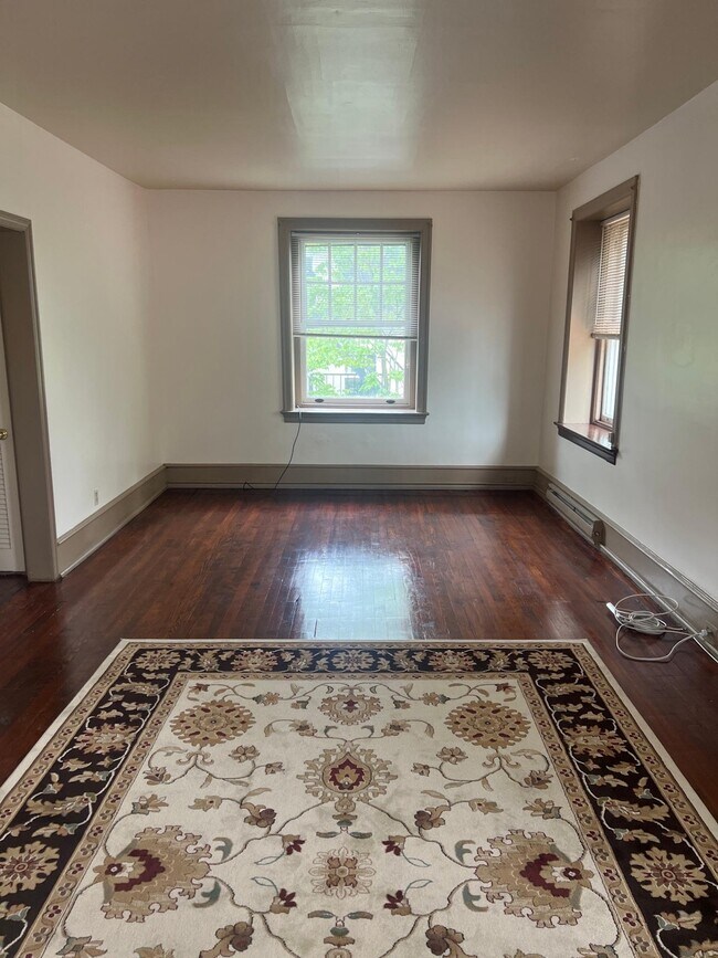 Foto del edificio - 1033 East High Street, Unit 1