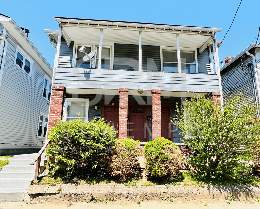 Photo - 307 Woodbine St