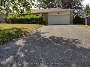 Building Photo - 93 Southdale Dr