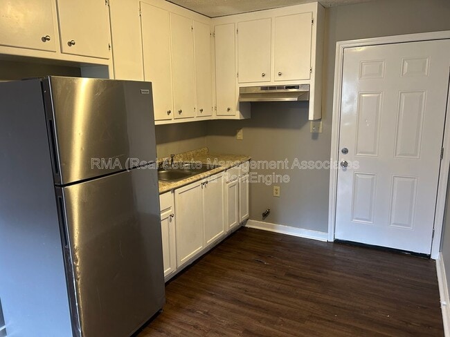 Foto del edificio - 413 N Hill St