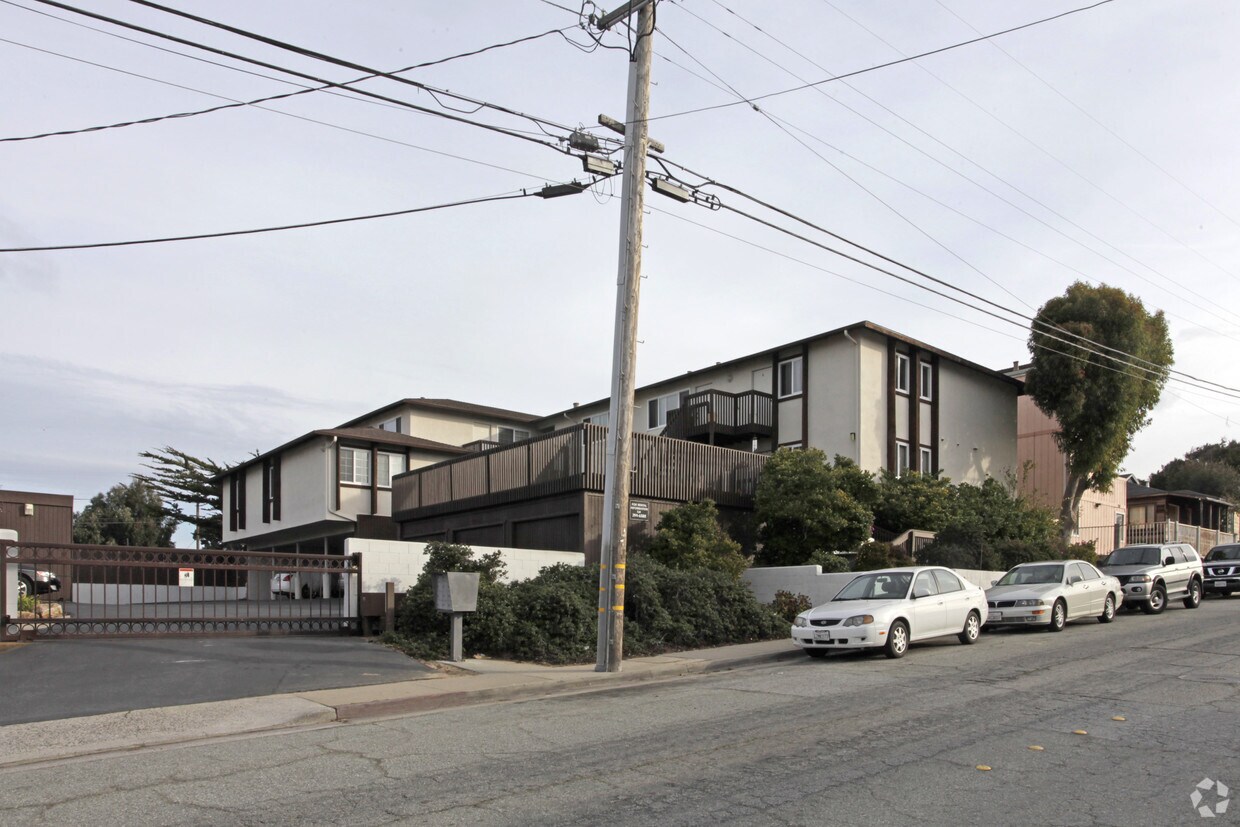 Primary Photo - 985 Sonoma Ave