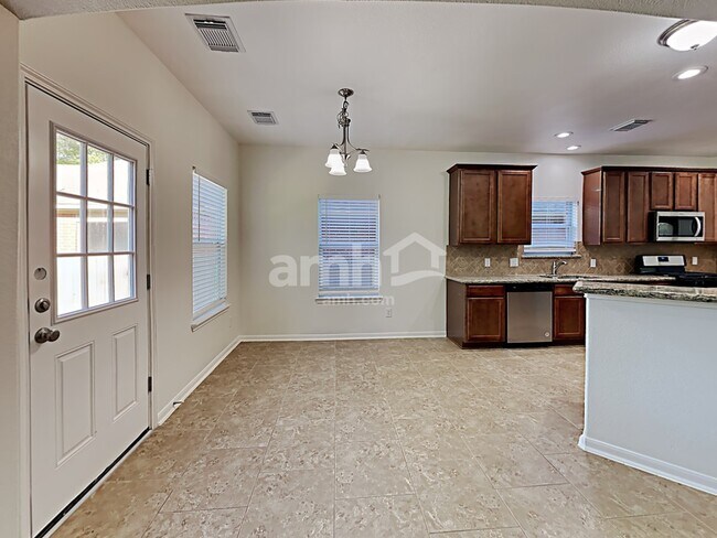 Building Photo - 1735 Park Oak Drive