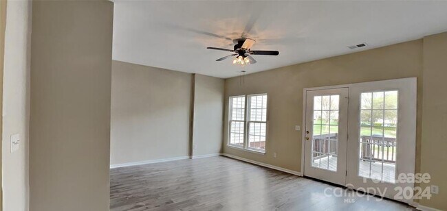 Building Photo - 9514 Cadman Ct