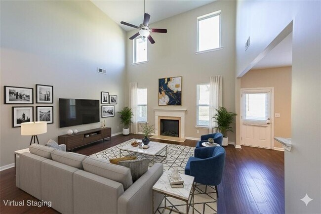 Foto del edificio - 819 Still Hill Ln SE