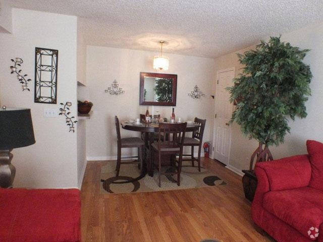 Dining Room - Cedar Creek Apartment Homes