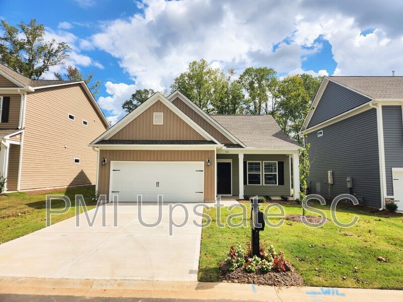 Foto principal - 743 Fountain Brook Ln