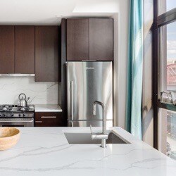 Foto principal - 347 Berry St