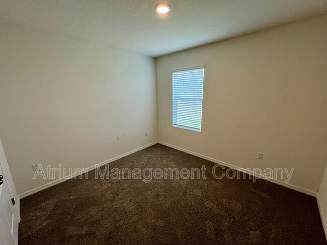 Building Photo - 1707 Jindo Dr