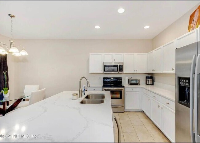 Foto del edificio - 774 Ginger Mill Dr