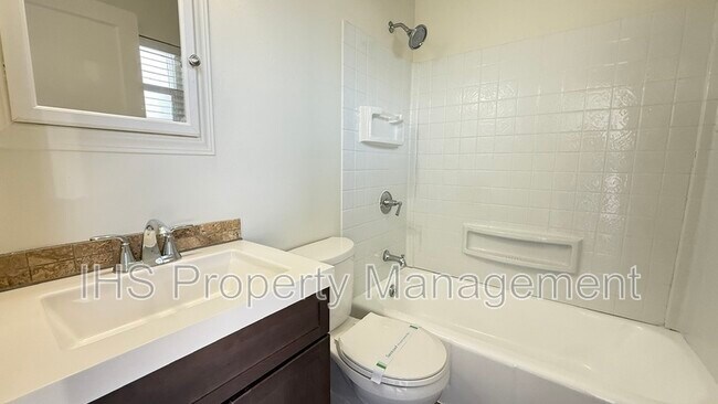 Foto del edificio - 1211 George Washington Way