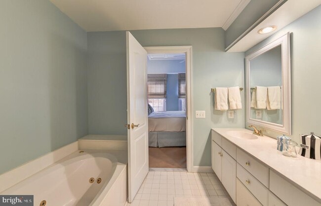 Building Photo - 4653 Kinsey Ln