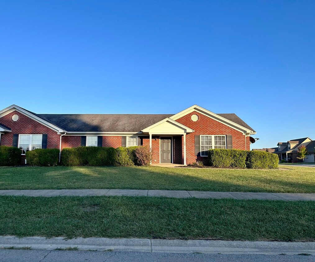 112 Meadow Park Ct, Mount Washington, KY 40047 House Rental in Mount