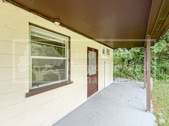 Building Photo - 1030 Lakewood Ct