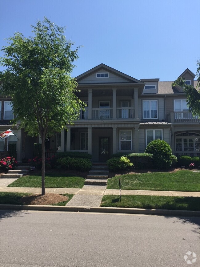 Franklin Tn Apartments With Garages