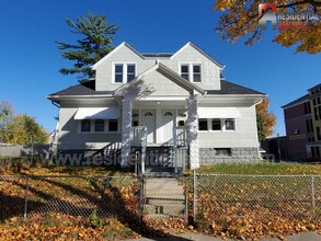 Building Photo - 3204 N 24th St