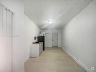 Building Photo - 9400 NW 13th St