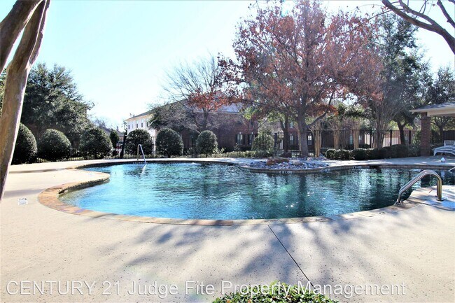 Building Photo - 2 br, 1.5 bath House - 3033 Stone Forest C...