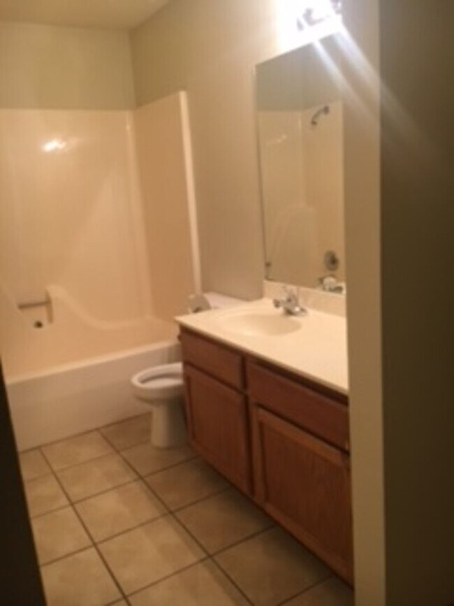 Photo - 2 bedoom duplex close to the bypass House