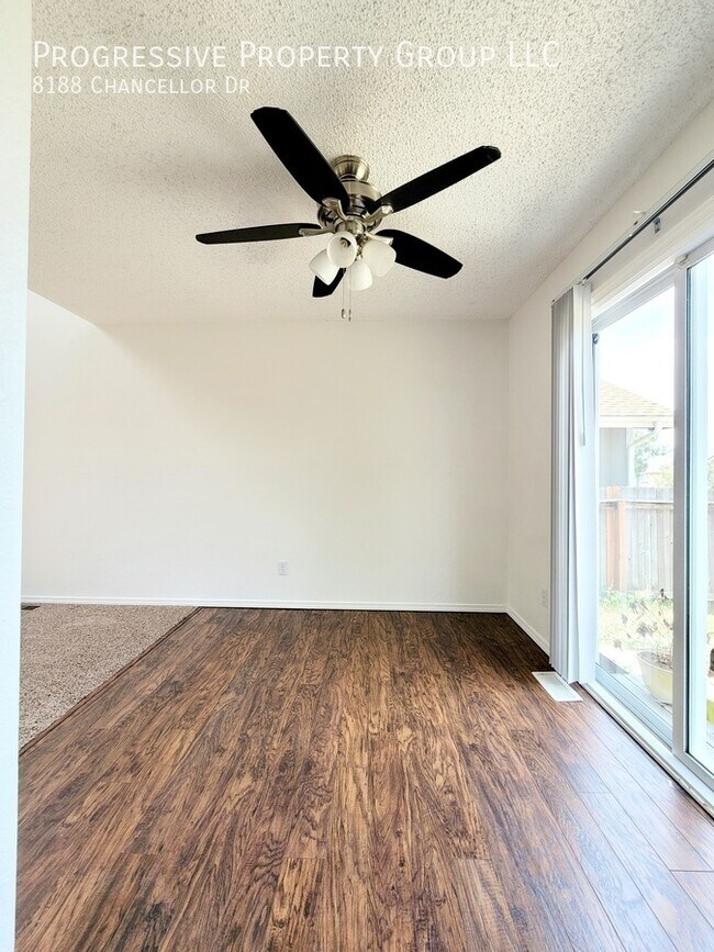 Building Photo - Beautiful 3-Bed, 2-Bath Home in Briargate ...