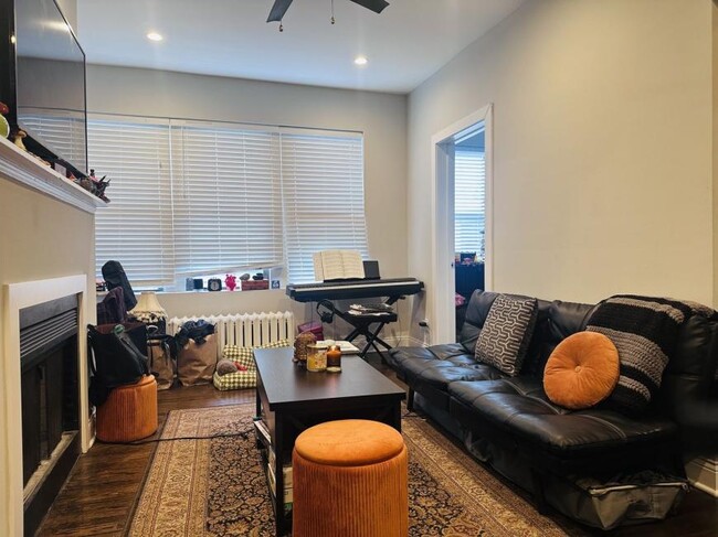 Foto del edificio - 1 bedroom in Chicago IL 60657