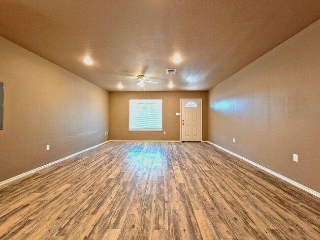 Foto del edificio - Cozy 3/2/1 in Northeast Lubbock