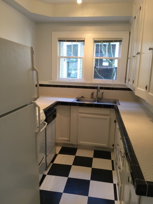 Foto del edificio - Travis Apartments - 1 bedroom