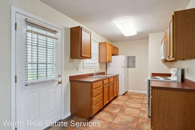 Foto del edificio - 1 br, 1 bath House - 4953 Venus St Unit B
