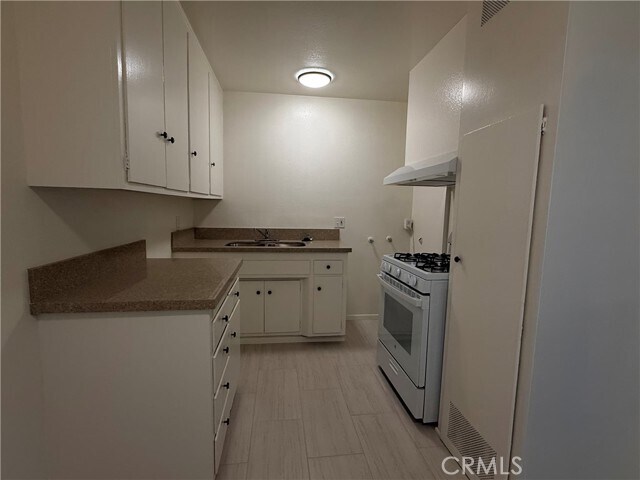 Foto del edificio - 248 S Redwood Ave