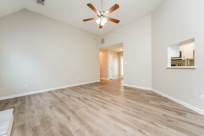 Building Photo - 50 Princeton Ct
