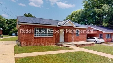 Building Photo - 618 N Rawls St