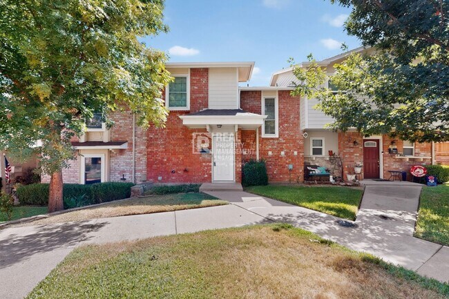 Photo - 1949 Shorewood Drive Townhome