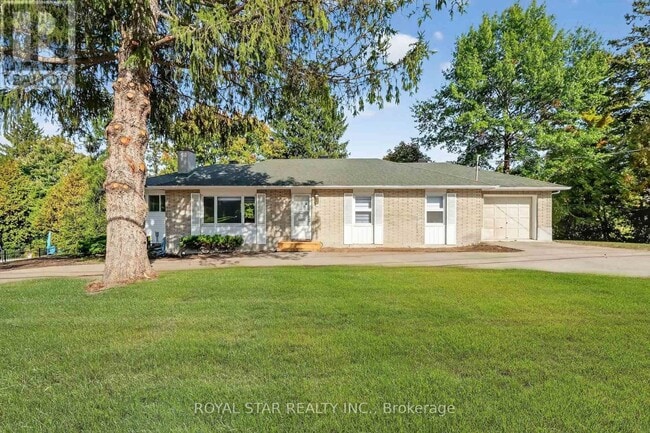 Building Photo - 10 Delong Dr