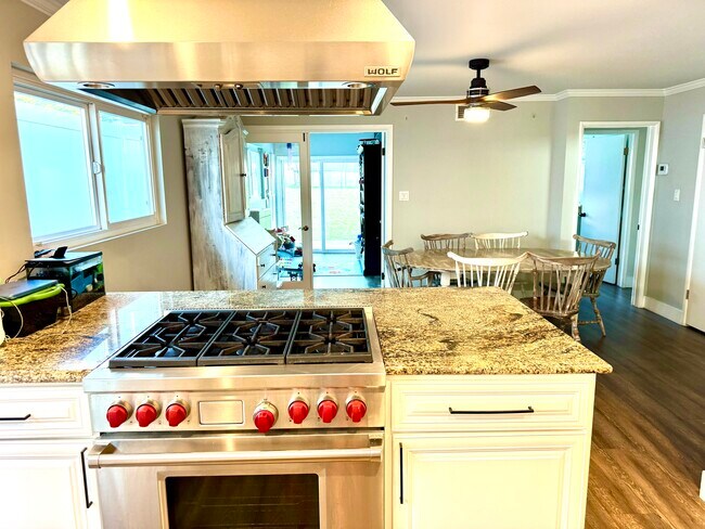 Foto del edificio - 1606 W 22nd St