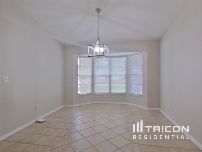 Building Photo - 4859 Orange Grove Way