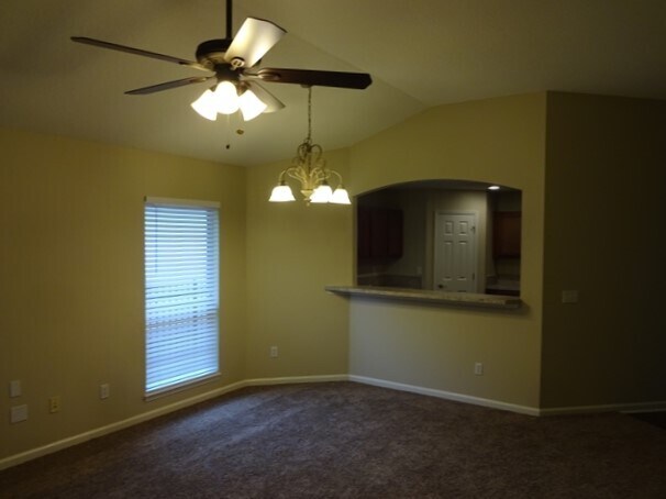 Foto del edificio - 2001 E Lymington Way