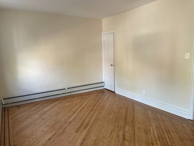 Foto del edificio - 682 E 42nd St