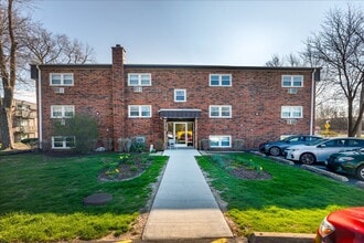 Building Photo - 5740 East Ave