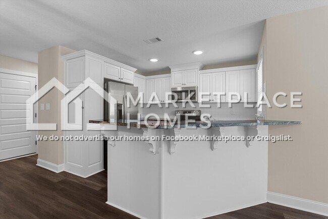Foto del edificio - 700 Chatsworth Wy