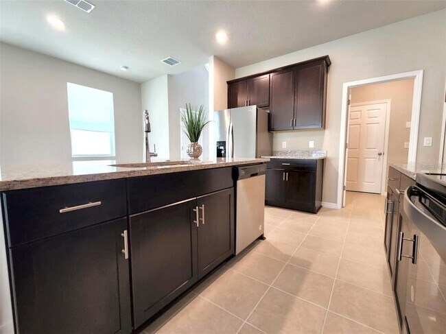 Foto del edificio - 2340 Mystic Maze Ln