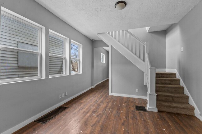 Foto del edificio - 1737 Terrace Ave