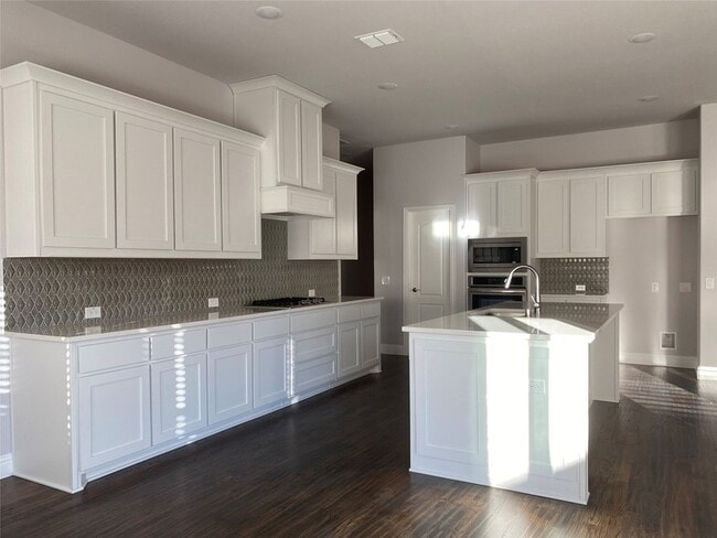 Foto del edificio - 616 New Marion Rd