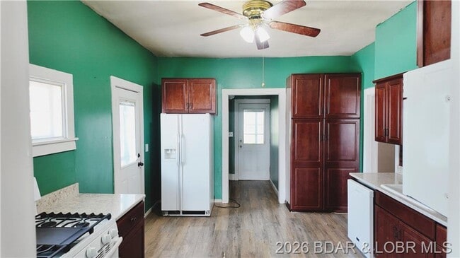 Building Photo - Charming 3 Bedroom Home in the Heart of Eldon!