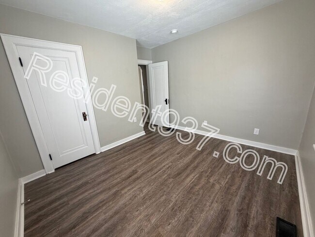 Foto del edificio - Updated 3 bed 1 bath home