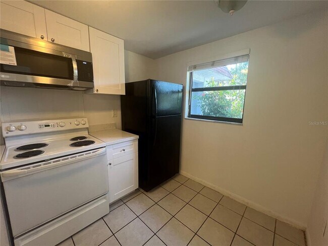 Foto del edificio - 23084 Central Ave