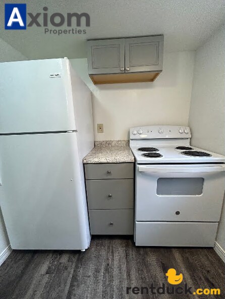 Foto del edificio - 322 S. 11th-Unit B (downstairs)