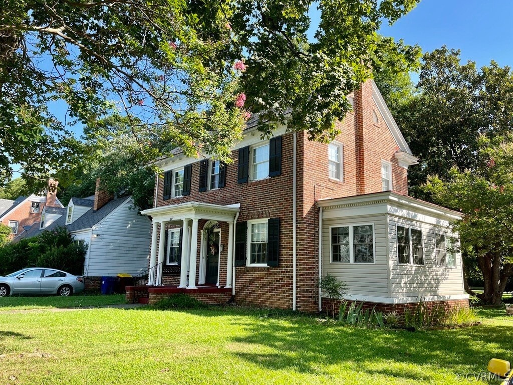 Primary Photo - 1645 Mt Vernon St