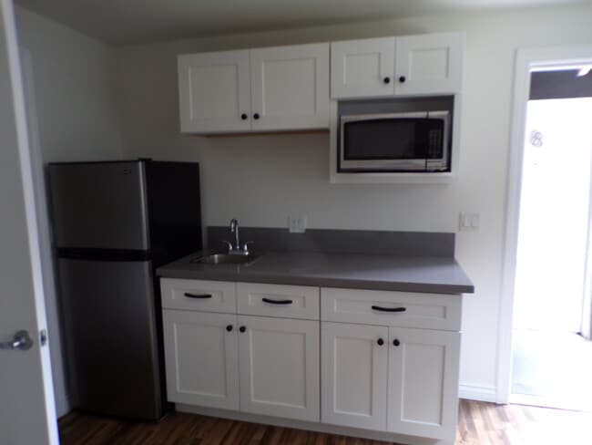 Foto del edificio - 1036 N Bonnie Brae St