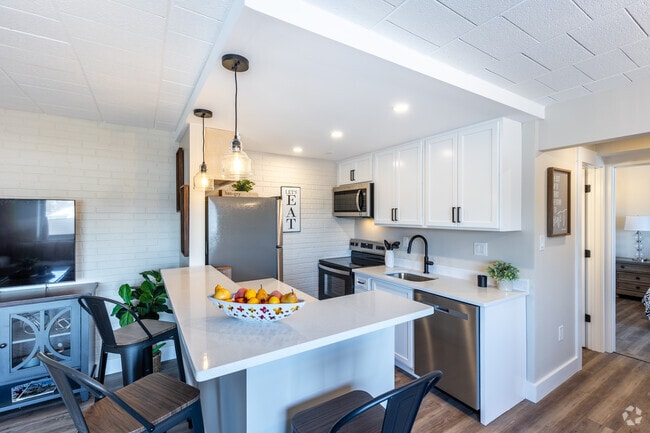 L'Appartement◆HAVEL Studio CottonBigT-sh 987 Queen Street 1806 Honolulu, HI 96814 MLS #202606251